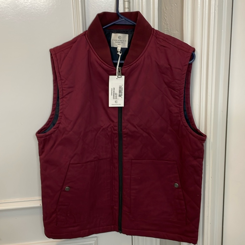 NWT men’s size Large vest burgundy brand Construct from Nordstrom
